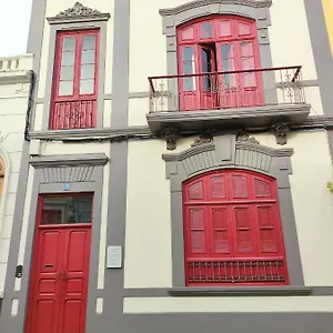 https://adara-vegueta-exclusive-apartment.in-canary-islands.com